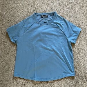 Under Armour sweatshirt short sleeves